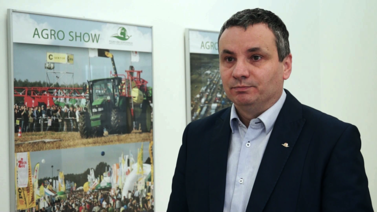Sprzedaż ciągników w Polsce spadła w 2016 roku o 30 proc.